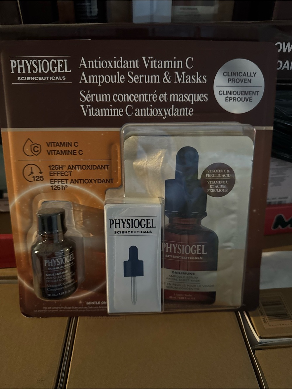 Antioxidant Vitamin C Ampoule Serum & Masks - Brown/Gold